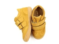 Pom Pom sneaker light mustard ruskind med velcro